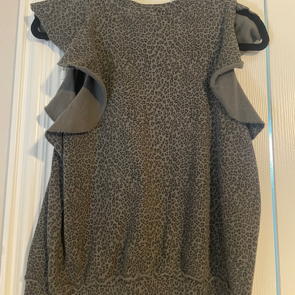Sleeveless Sweatshirt